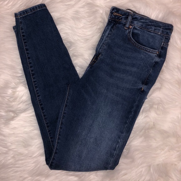 jeans ripped under bum forever 21